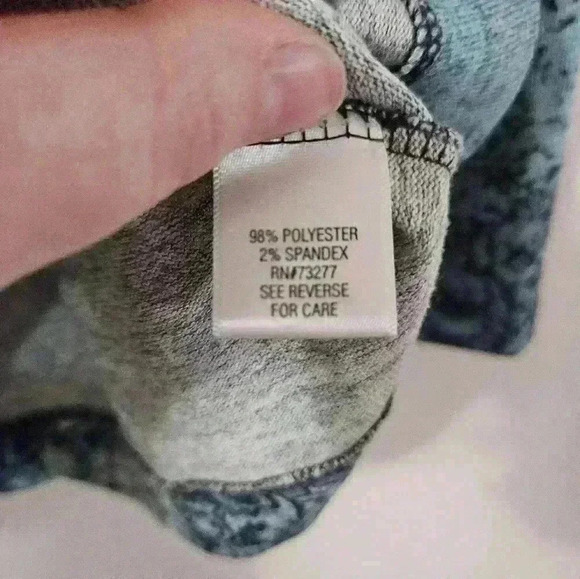 GUC! Dana Buchman long sleeve tee! - Picture 6 of 6